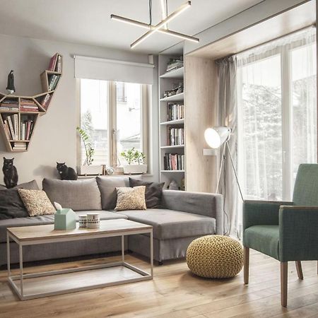 Charming Apartment With Garden, Only 1 Km To Wawel Castle By Noclegi Renters Krakau Buitenkant foto