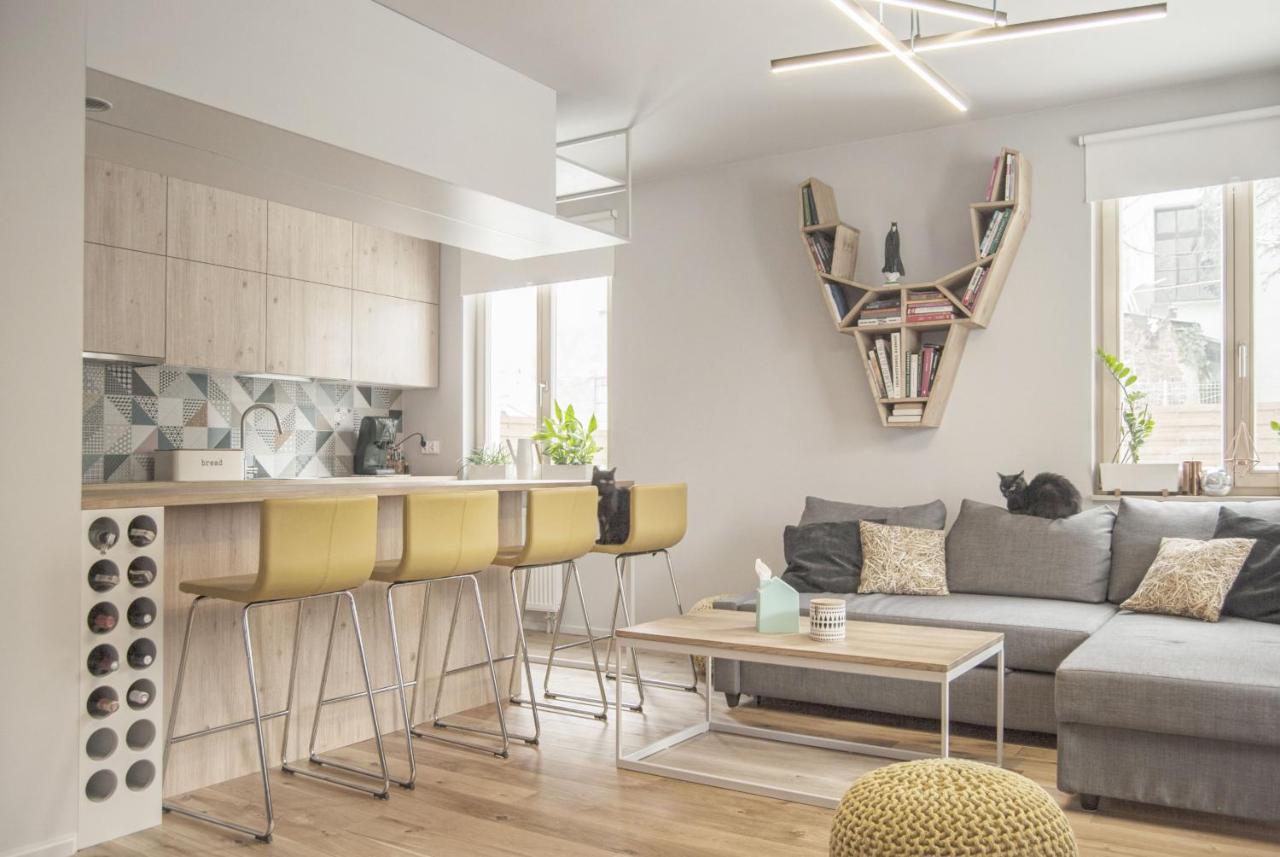 Charming Apartment With Garden, Only 1 Km To Wawel Castle By Noclegi Renters Krakau Buitenkant foto